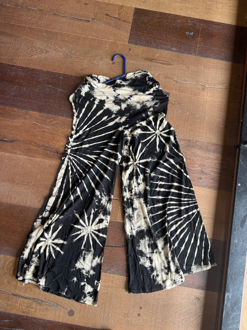 Black and cream tie dye pants